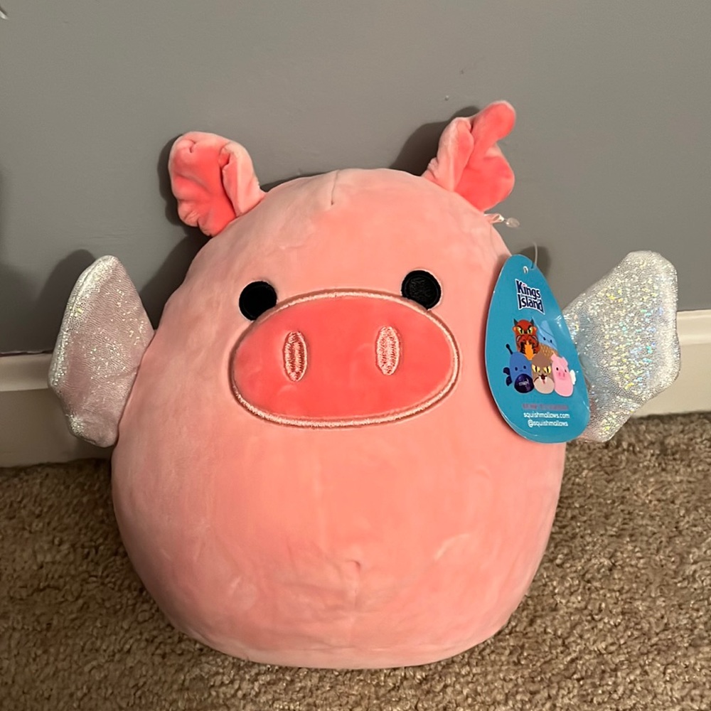 8” Cincy flying pig squishmallow